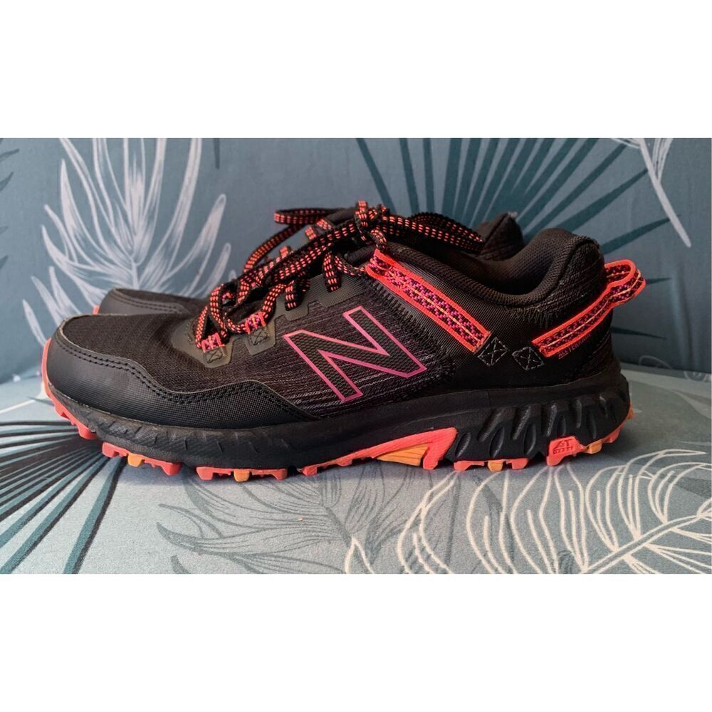 NEW BALANCE 410 V6 black pink SNEAKER GYM SHOES sz 6.5